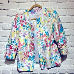 🍁🍁TanJay size 10 blazer white pink and blue . Satin feels